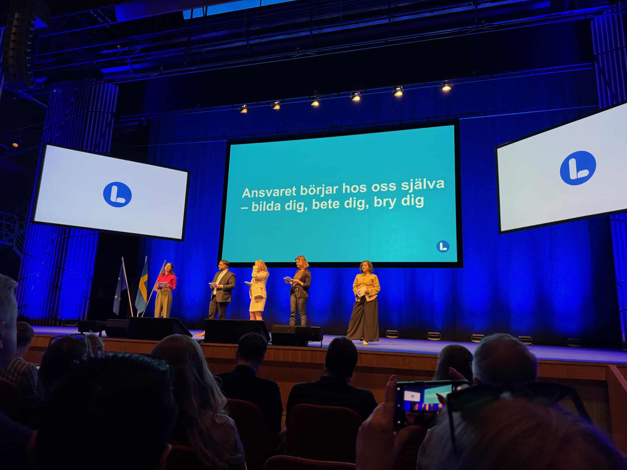 Bild från stormöte